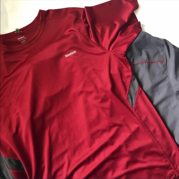 Men’s Reebok Set with DriFit Tee - Picture 2 of 8